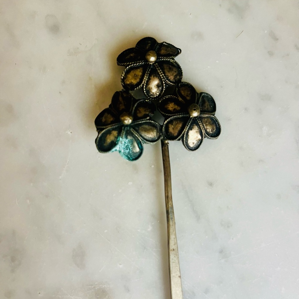 Antique Vintage 1920s 30s Art Deco Silver Floral Hairpin